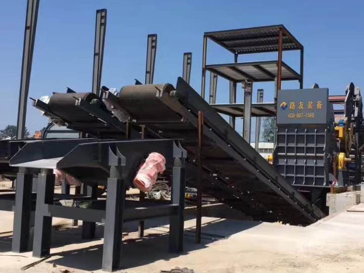 如何避免<a href='http://www.snowstop.com.cn/psxl/4.html' target='_blank'><span>廢鋼破碎機(jī)</span></a>廢料造成的傷害