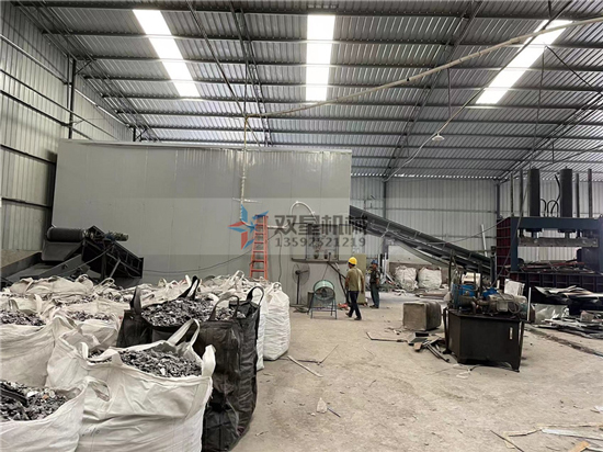 如何解決<a href='http://www.snowstop.com.cn/psxl/1279.html' target='_blank'><span>廢鋁破碎機(jī)</span></a>設(shè)備粉塵問題嗎？